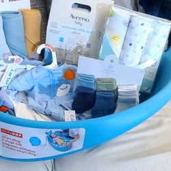 NEW SKIP HOP BATH TUB WITH EVERYTHING INSIDE INCLUDED 