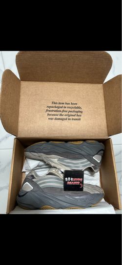 Yeezy 700 V2 Tephra 🏙️