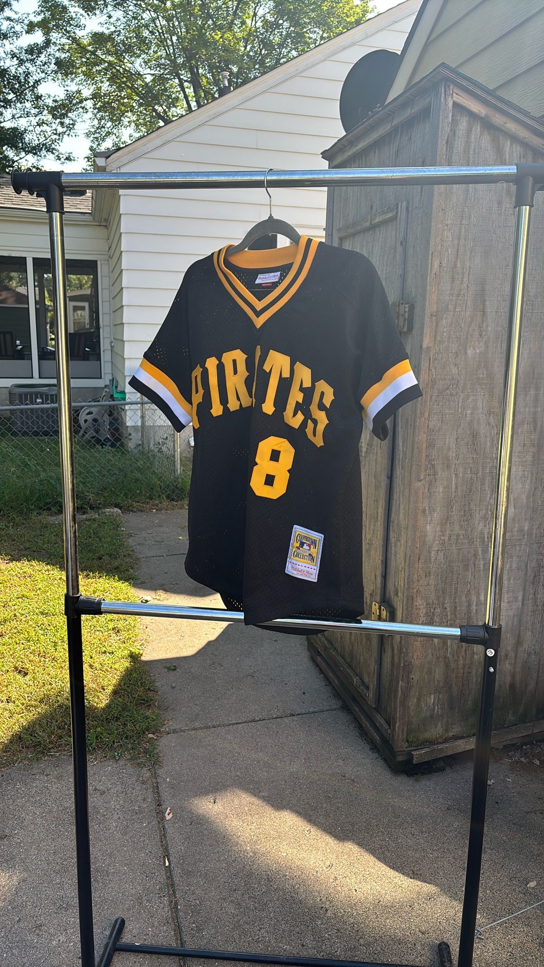 Pirates Jersey 