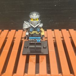 Lego Hero Nya Master of Water Ninjago Minifigure