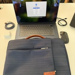 🔥 MacBook Air 15” M2 Bundle – Magic Mouse + Case + Keyboard Cover + Carrying Case 🔥