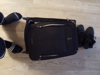 Travelpro Black Rolling Carry-On Luggage