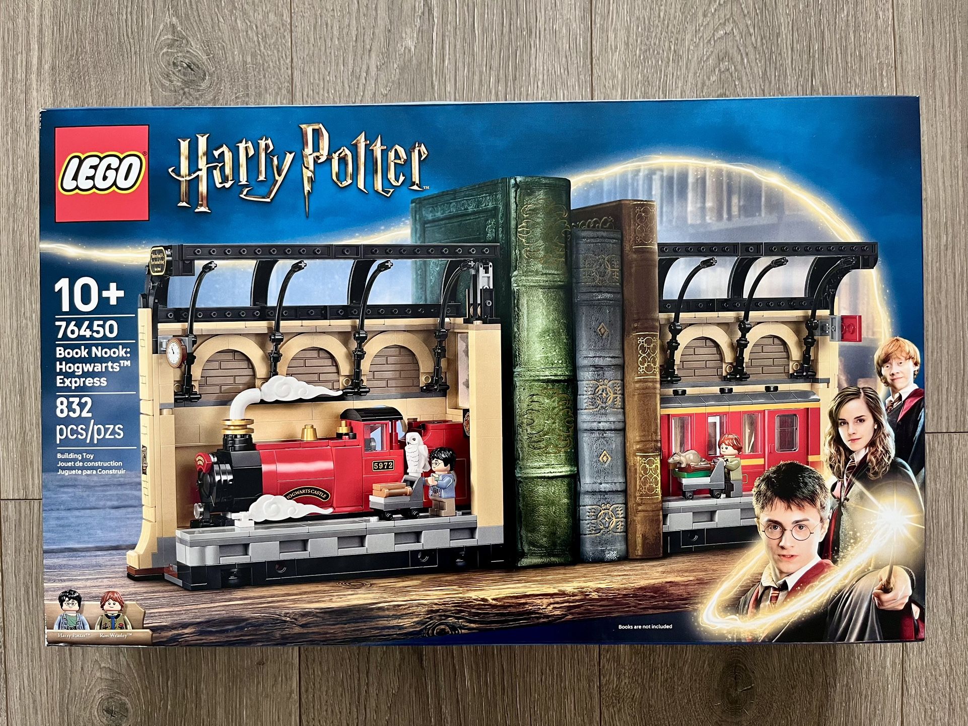 New LEGO Harry Potter Hogwarts Express Book Nook 76450