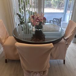 Pub Hight Dining Table And Chairs  