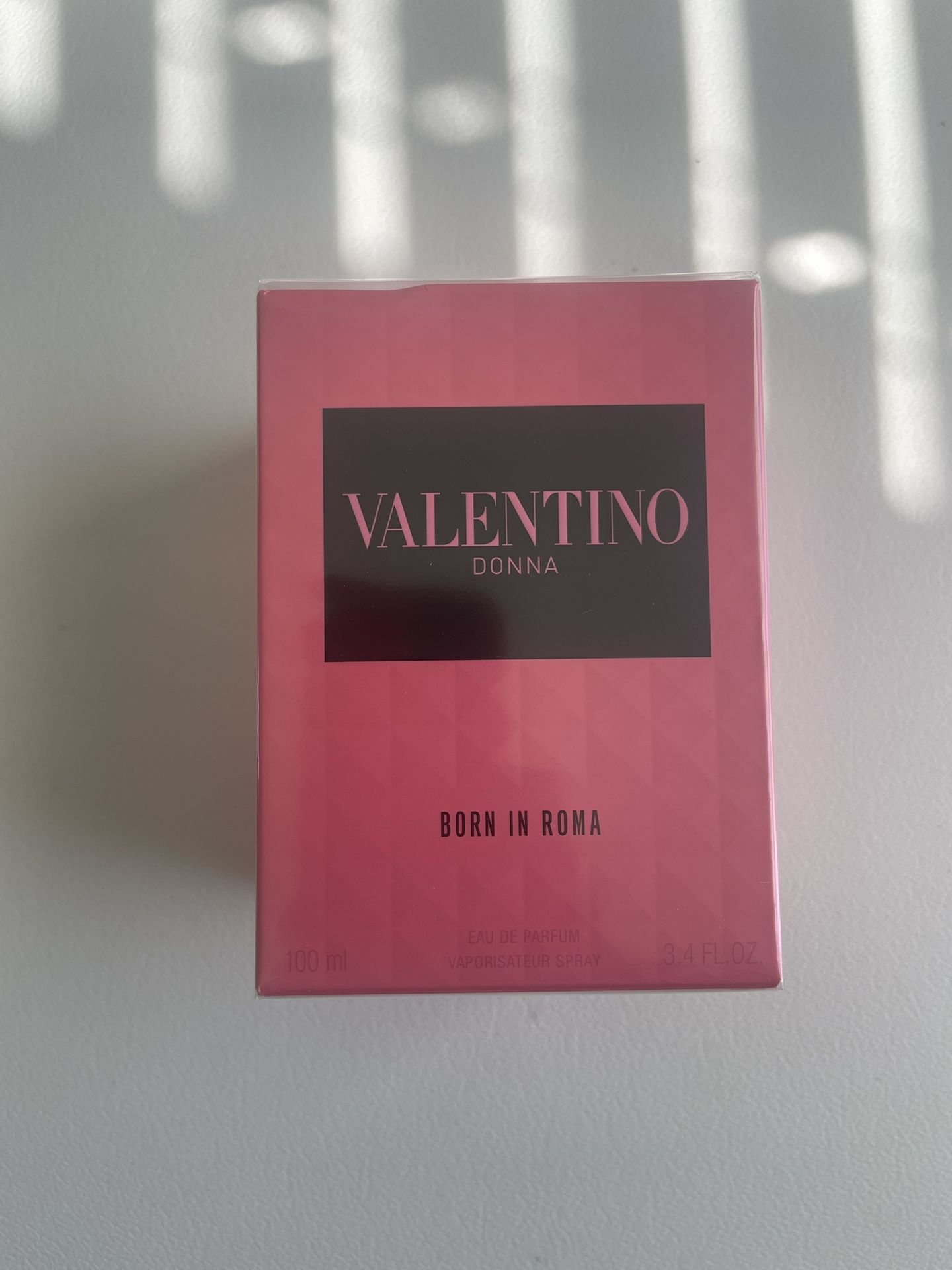 Valentino Born In Roma Donna 3.4fl Oz
