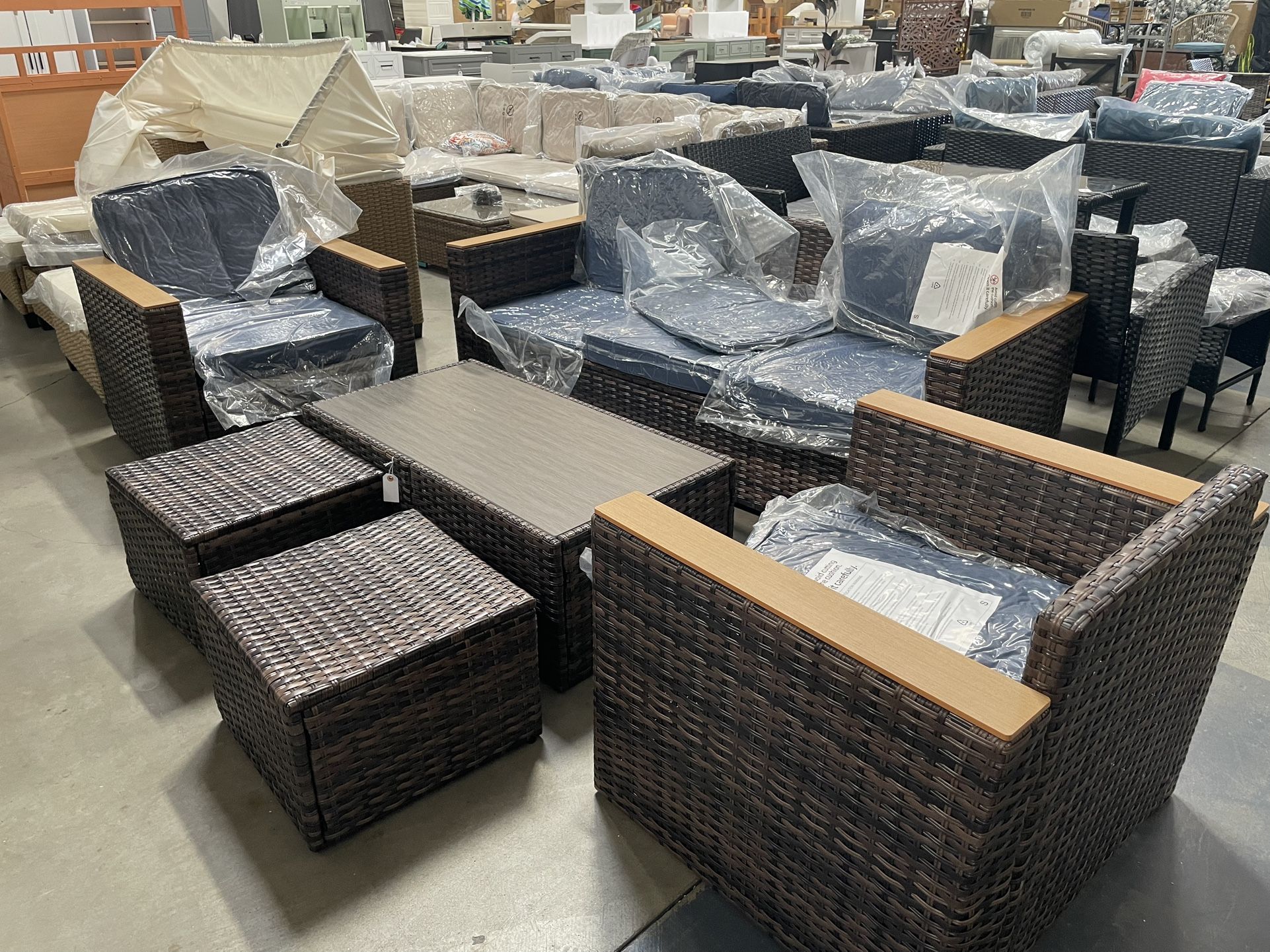 Assembled New 6 Pieces Outdoor Patio Furniture Sofa Set w/ Armchairs & Ottoman