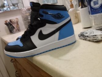 Brand New Nikes men size9