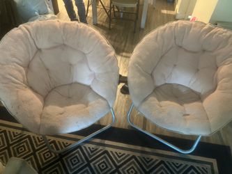Comfortable folding chairs . Very little use. $50 obf