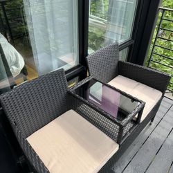 Balcony/Patio Furniture 
