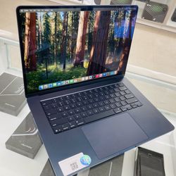 MacBook Air M4 16GB Ram 256gb SSD 