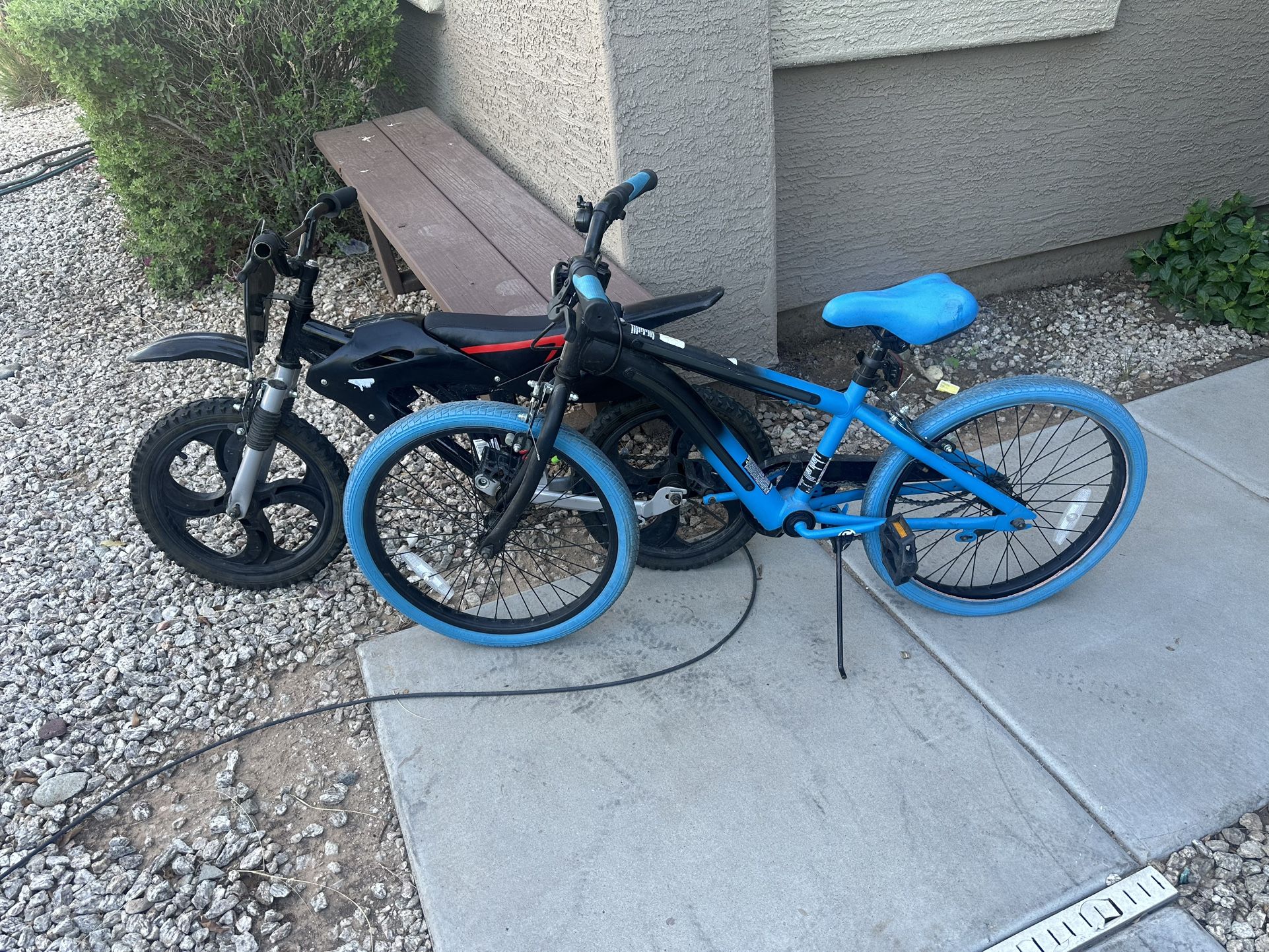 3 Bikes