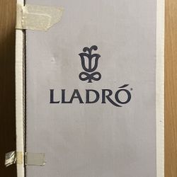 Llardo 7611 Summer Stroll Figurine