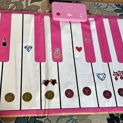 Melissa & Doug Piano Playmat with Sound