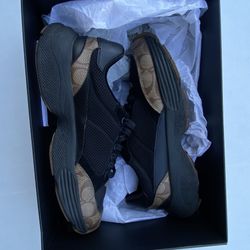 Coach, Gucci, Nike, Adidas, Jordan, Guess, Express. Kenzo, Hugo Boss, Psycho Bunny, Gap, Coach, Michael Kors, A Bathing Ape, Hermes, Lacoste, 