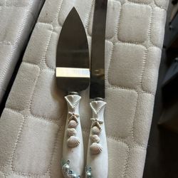 Cake Cutting Knives. 