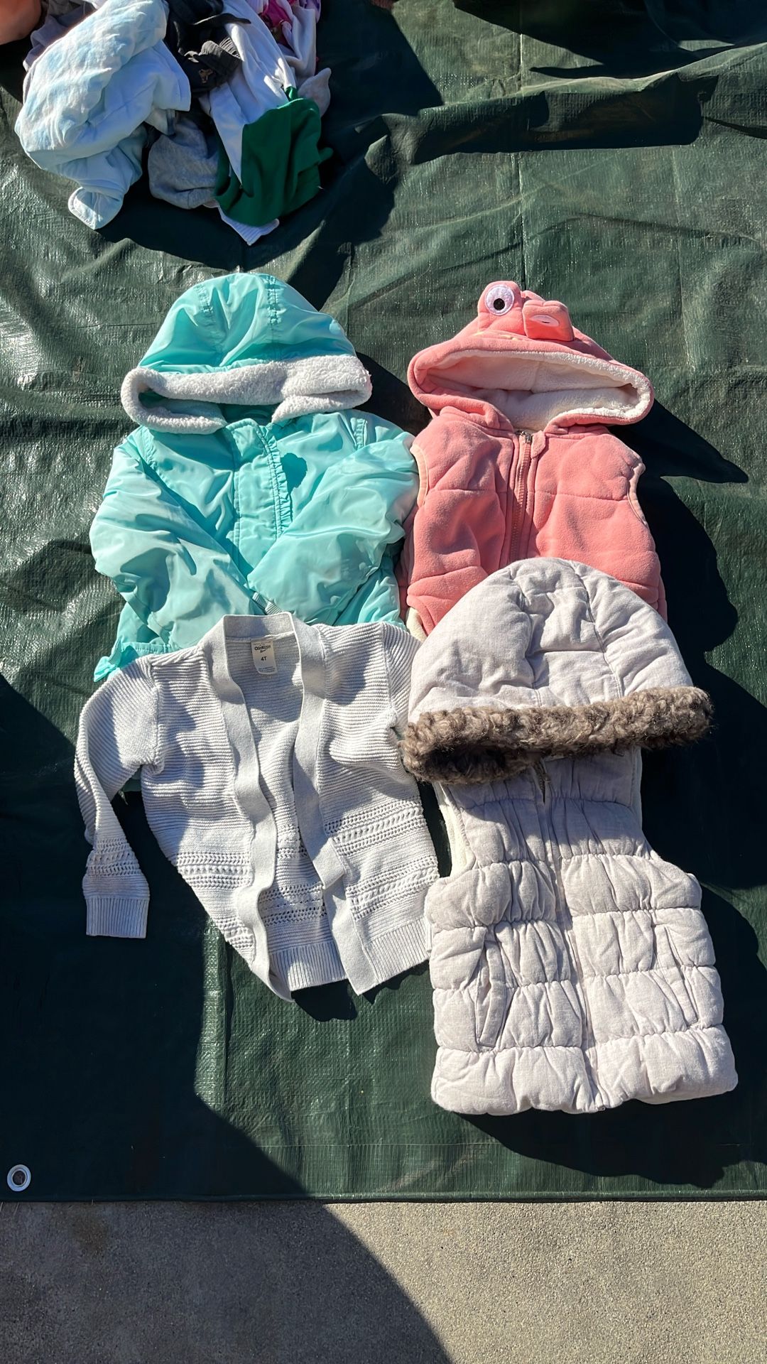 Lot Of 4pcs Toddler Girl Size 4T Winter Clothes Jacket Vest Sweaters