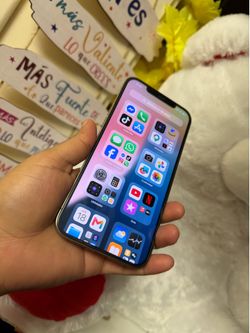 $350.   iPhone 12 promax como Nuevo  todas las conpañias