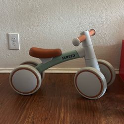 SEREED toddler balancing bike