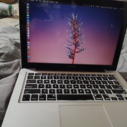 MacBook Pro CATALINA 13 INCH