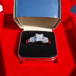 Vintage Platinum Princess-Cut Diamond Ring 