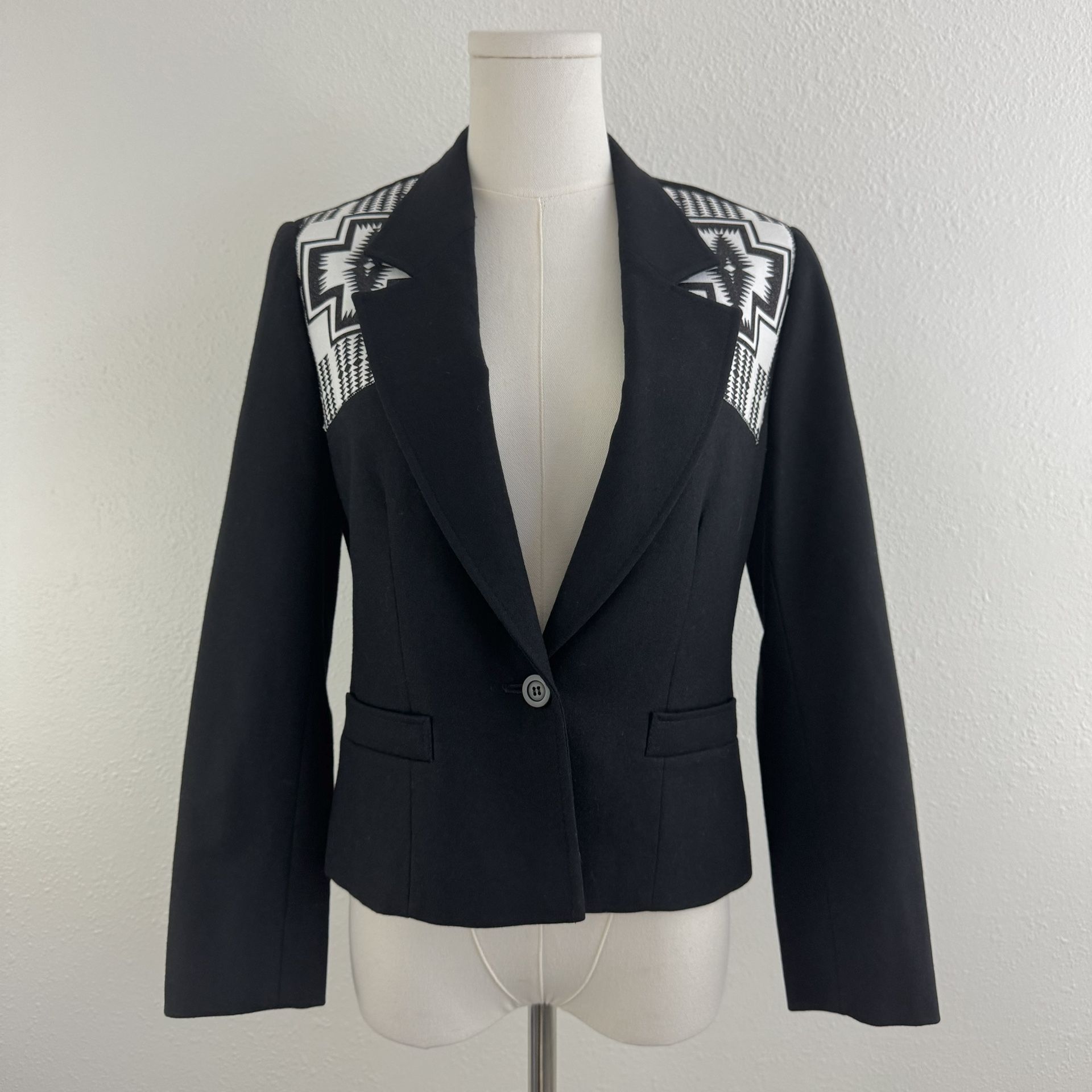 PENDLETON Vintage Black White Virgin Wool Southwestern Aztec Blazer Jacket