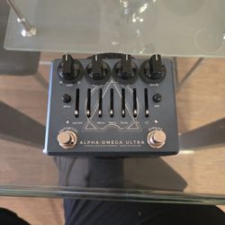 Darkglass Electronics Alpha Omega Ultra Pedal 