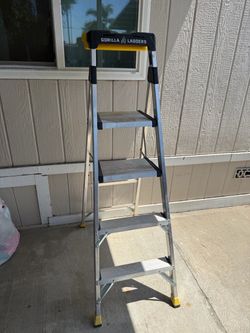 5' Gorilla Ladder