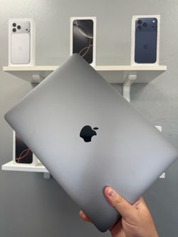 2020 13 inch macbook air M1 8GB 128gb