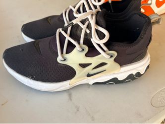 Men’s shoes