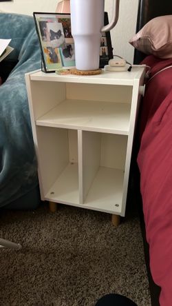 Smussla Bedside table