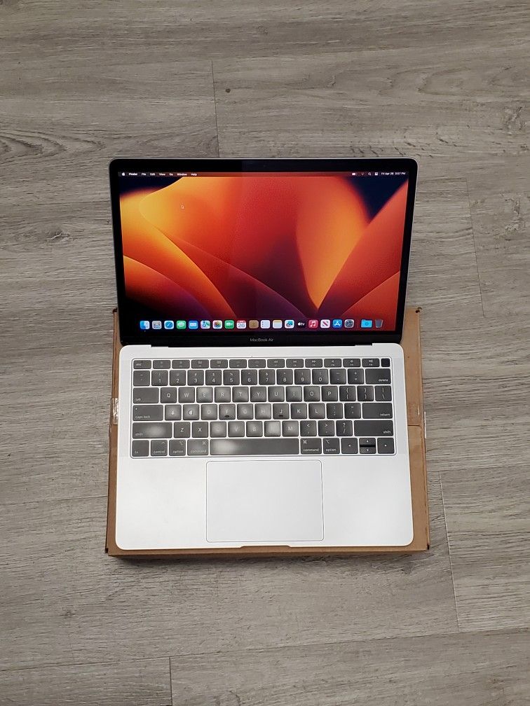 Apple MacBook Air 2019 13in - $1 Today Only