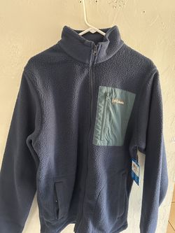 Men’s Columbia sweater