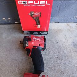 IMPACT WRENCH 1/2" MILWAUKEE TOOL ONLY 