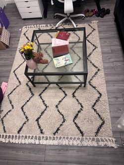 Coffee table and rug