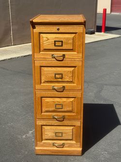 4-Drawer Oak Wood File Cabinet + key
