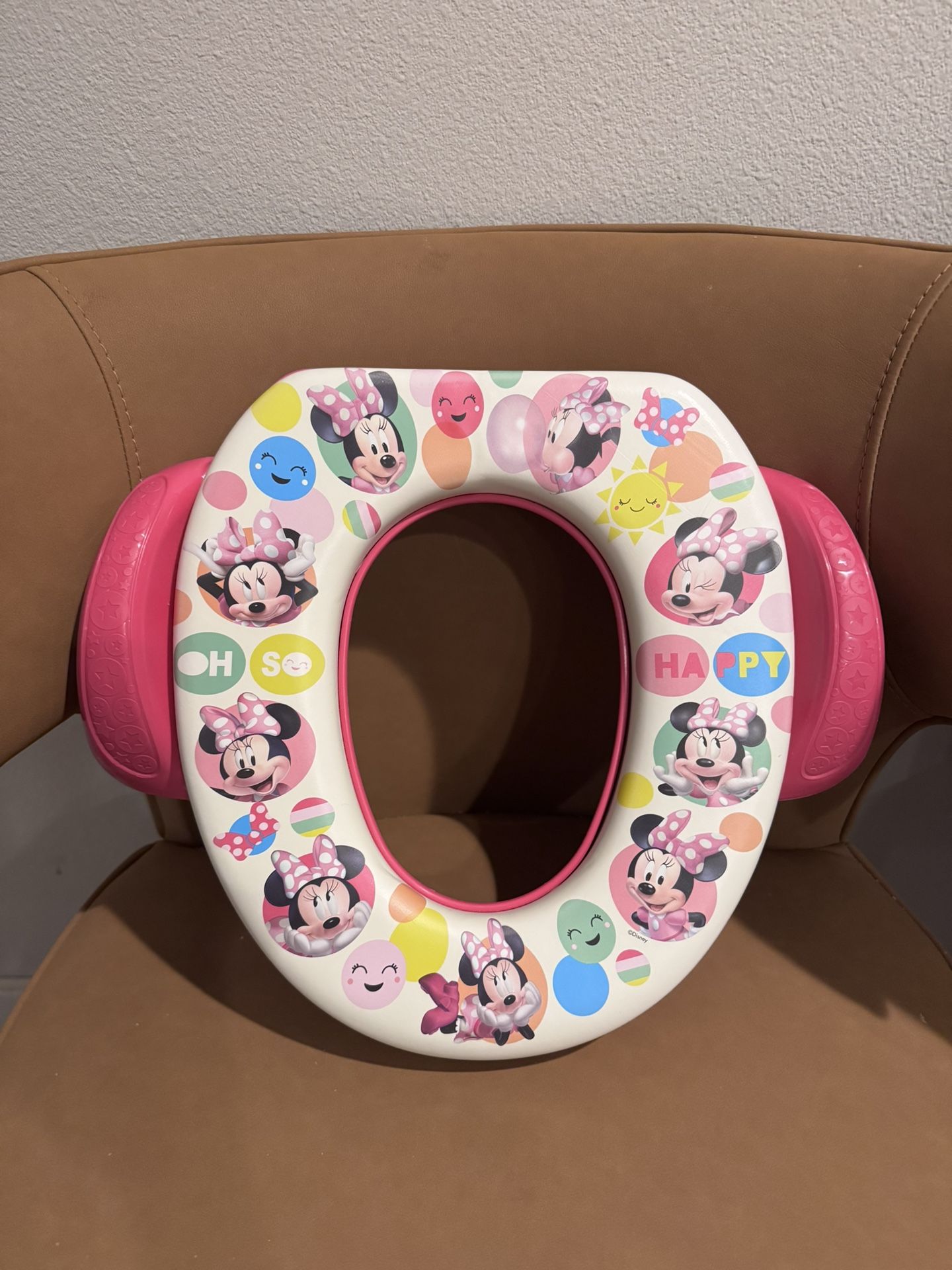 FREE toddler potty training seat. Lynnwood porch pick up