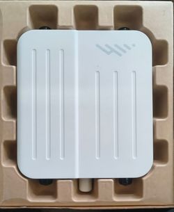 Cradlepoint W1855-5GC Outdoor 5G Wideband Adapter (New in Box) w/ Antennas & Accessories
