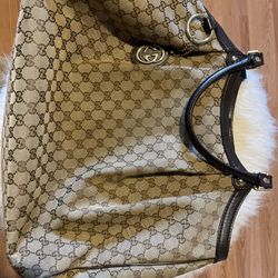 Large Gucci Sukey Bag 
