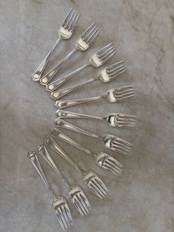 Rogers 1881 Silver Plated 12 forks