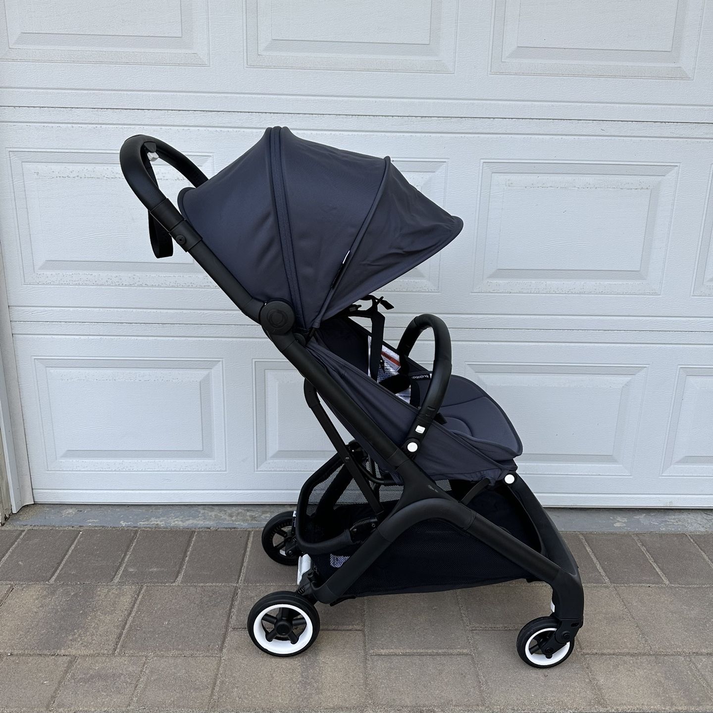 bugaboo dragonfly 3 in 1 Seat & Bassinet Complete Stroller Color:Vivid Red/Crew Yellow FJALLRAVEN Kanken Mini - hand fold and lightweight cradle