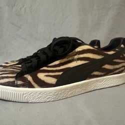 Puma Clyde Animal Print Size 10.5