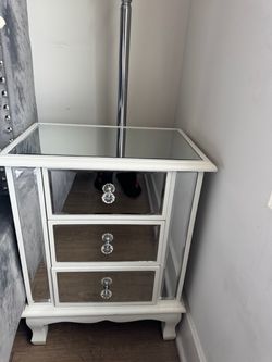 End table
