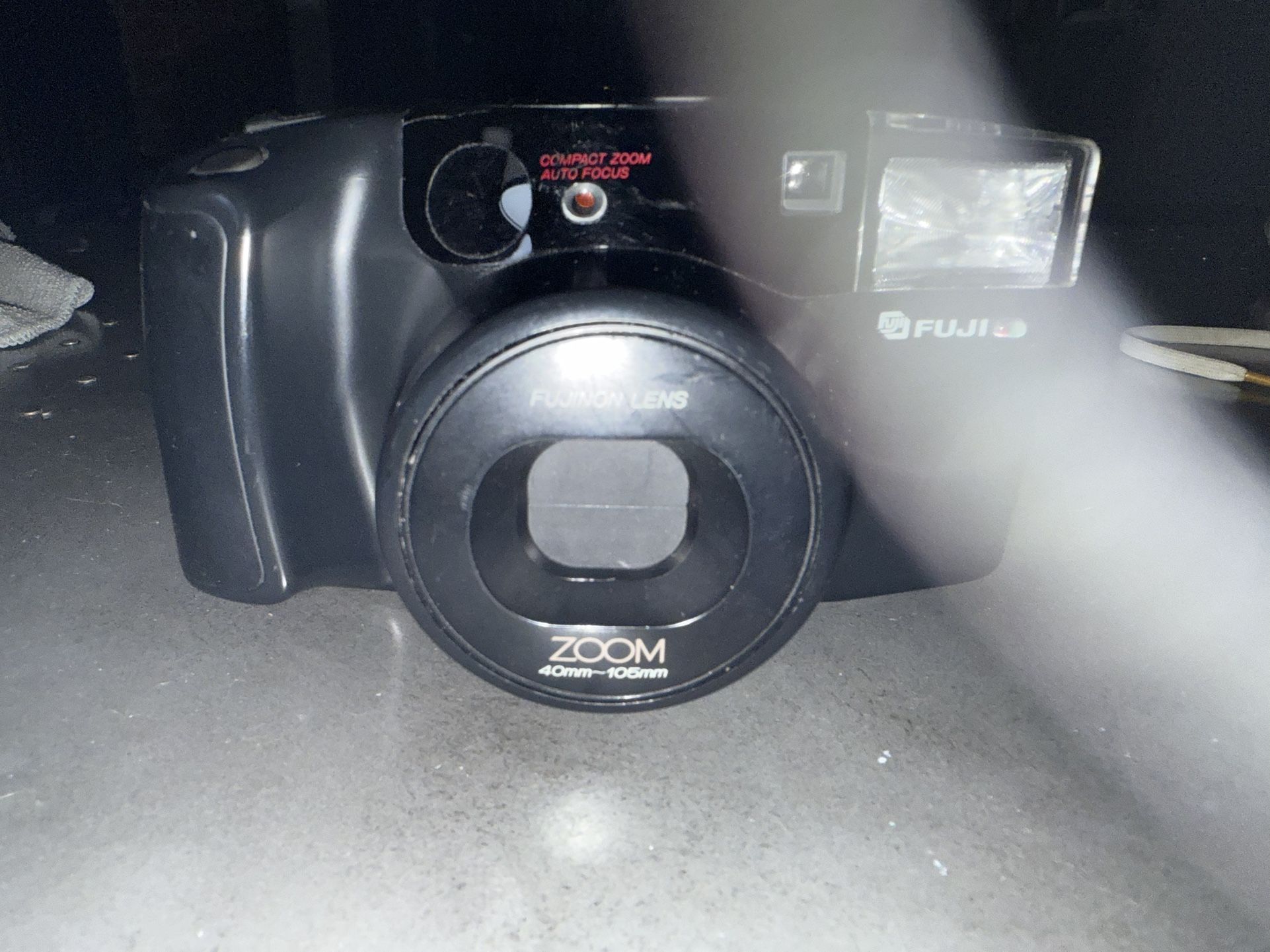 Fuji FZ-2000 Zoom 35mm compact working vintage 35mm camera