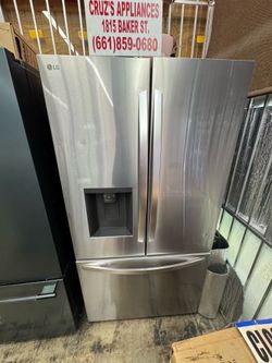 LG 26-cu ft French Door Refrigerator with Dual Ice Maker (Stainless Steel)