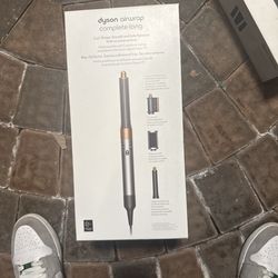Brand New Dyson Airwrap Complete Long
