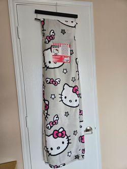HELLO KITTY Stars and angel wings blanket