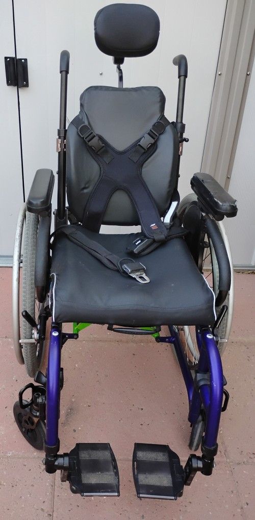ZIPPIE X’CAPE® rigid/folding wheelchair