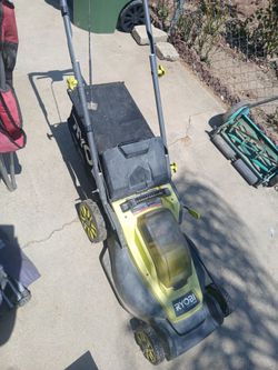Lawnmower