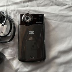 Kodak Zi8 HD pocket video camera (Black)