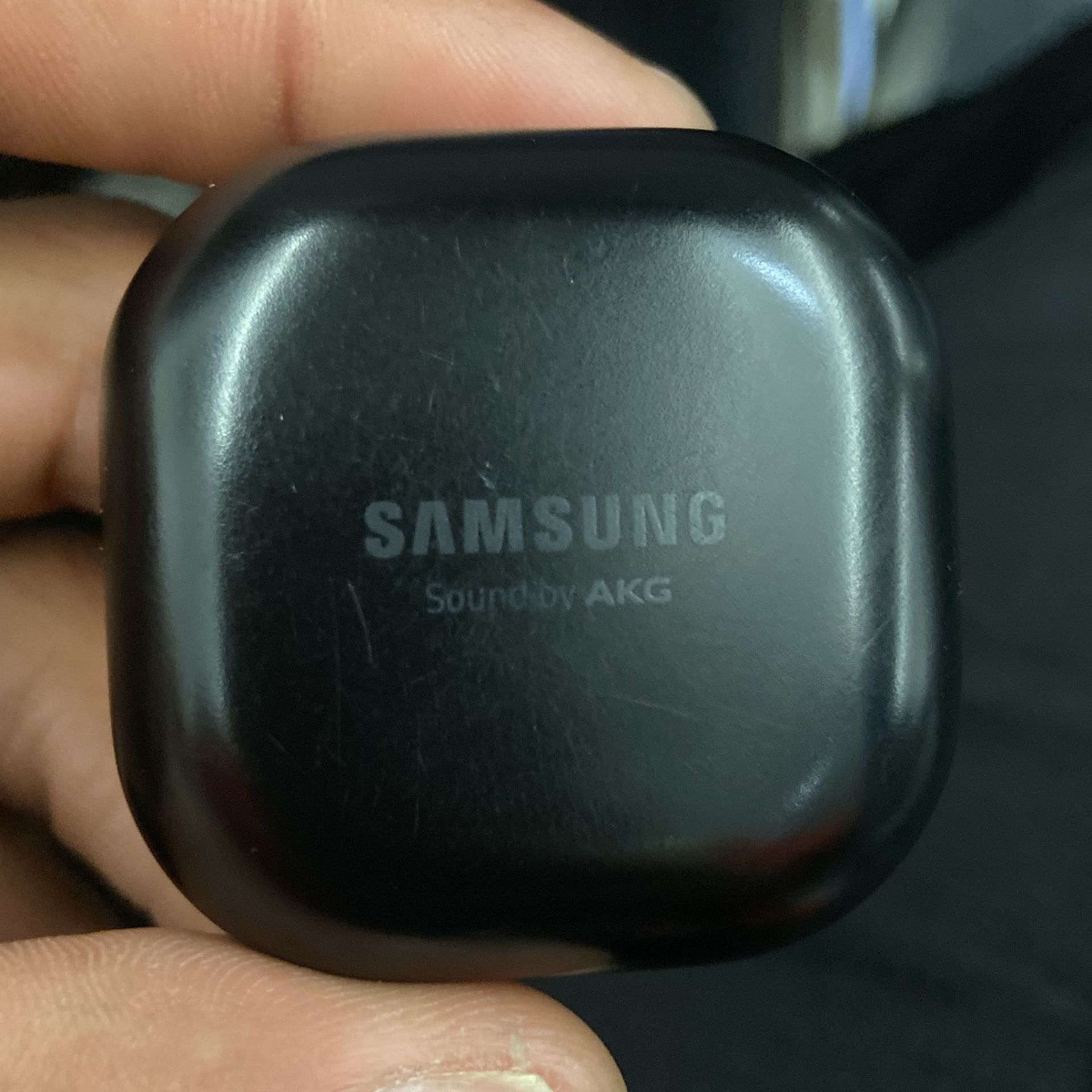 Samsung Earbud For Sale (Jamaica Queens Area Only)